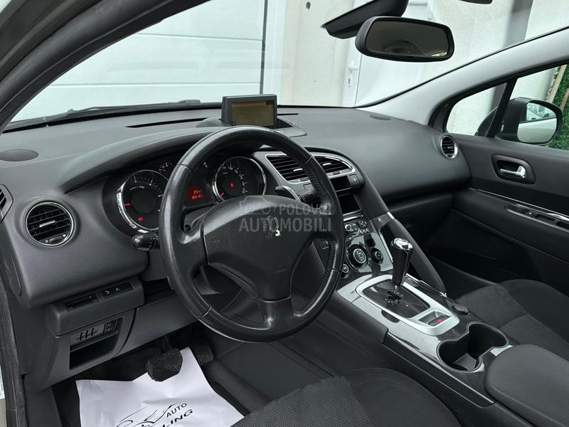 Peugeot 3008 C.H  AUTO.MAT.IK