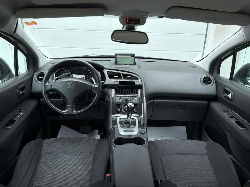 Peugeot 3008 C.H  AUTO.MAT.IK