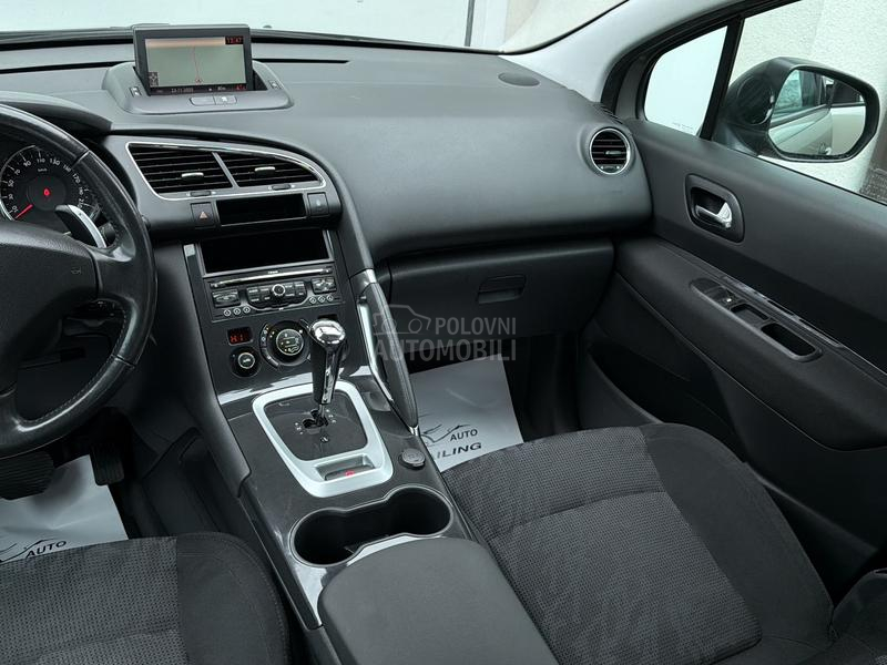 Peugeot 3008 C.H  AUTO.MAT.IK