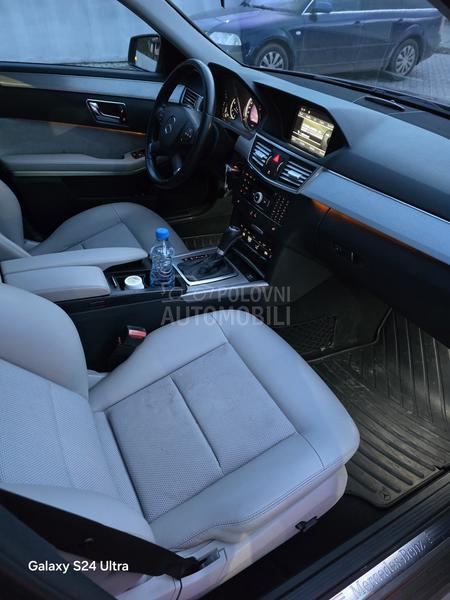 Mercedes Benz E 250 