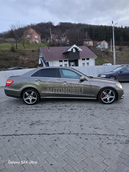 Mercedes Benz E 250 