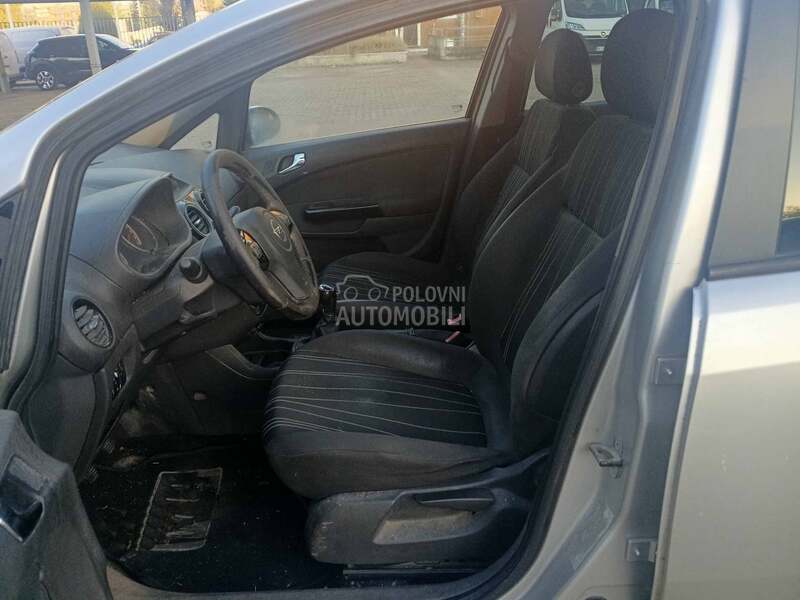 Opel Corsa D 