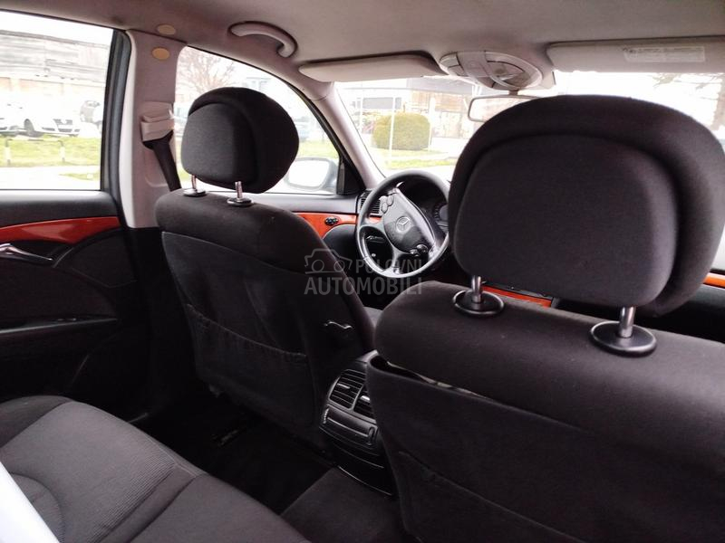 Mercedes Benz E 220 Elegance