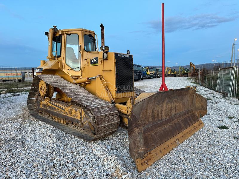 CAT D6M LGP