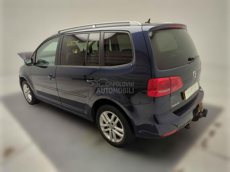 Volkswagen Touran CAYC 1.6 2011. god. -  kompletan auto u delovima