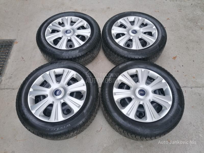 Ford Focus 1.0i TREND LINE CH