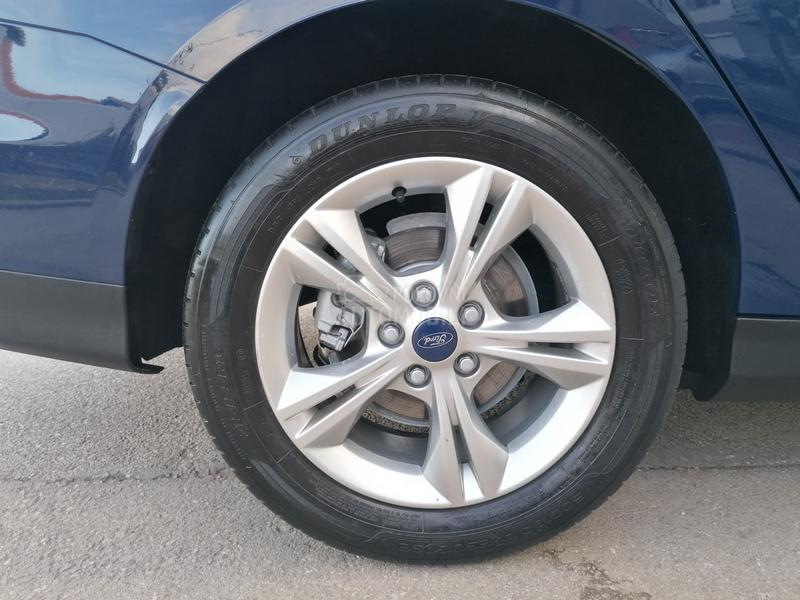 Ford Focus 1.0i TREND LINE CH