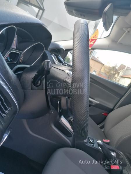 Ford Focus 1.0i TREND LINE CH