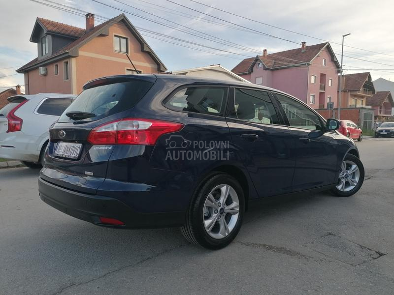 Ford Focus 1.0i TREND LINE CH