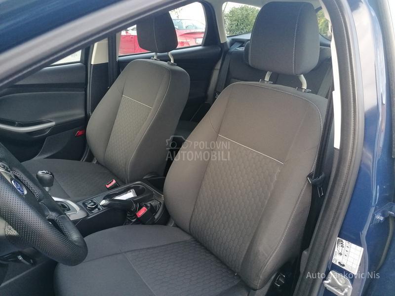 Ford Focus 1.0i TREND LINE CH