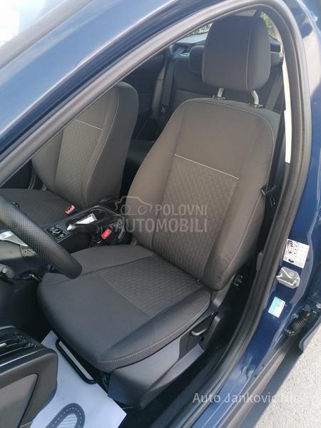 Ford Focus 1.0i TREND LINE CH