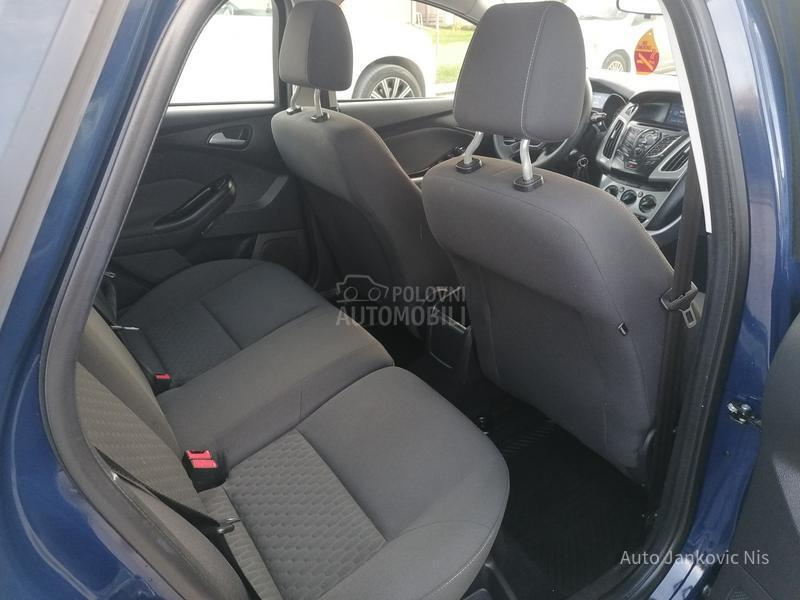 Ford Focus 1.0i TREND LINE CH