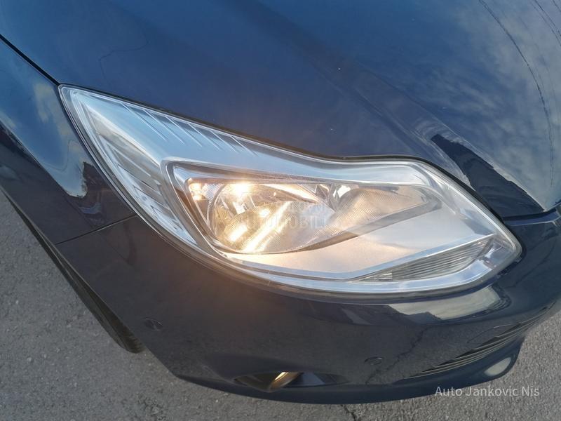 Ford Focus 1.0i TREND LINE CH