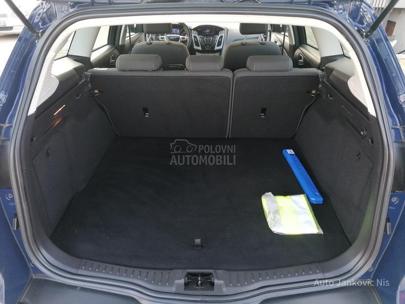 Ford Focus 1.0i TREND LINE CH