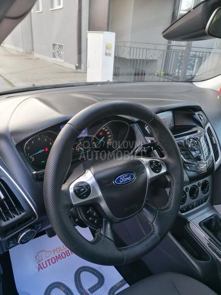 Ford Focus 1.0i TREND LINE CH