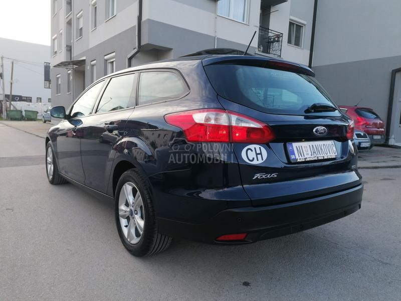 Ford Focus 1.0i TREND LINE CH