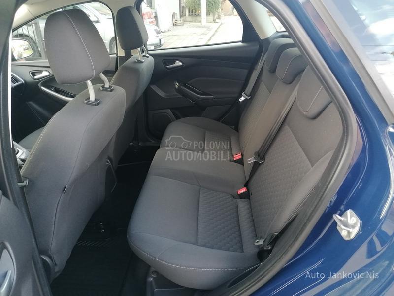Ford Focus 1.0i TREND LINE CH