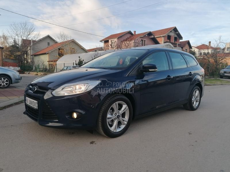 Ford Focus 1.0i TREND LINE CH