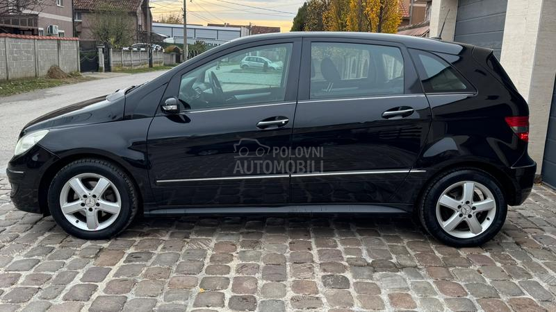 Mercedes Benz B 200 A.U.T.O.M.A.T