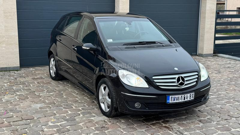 Mercedes Benz B 200 A.U.T.O.M.A.T