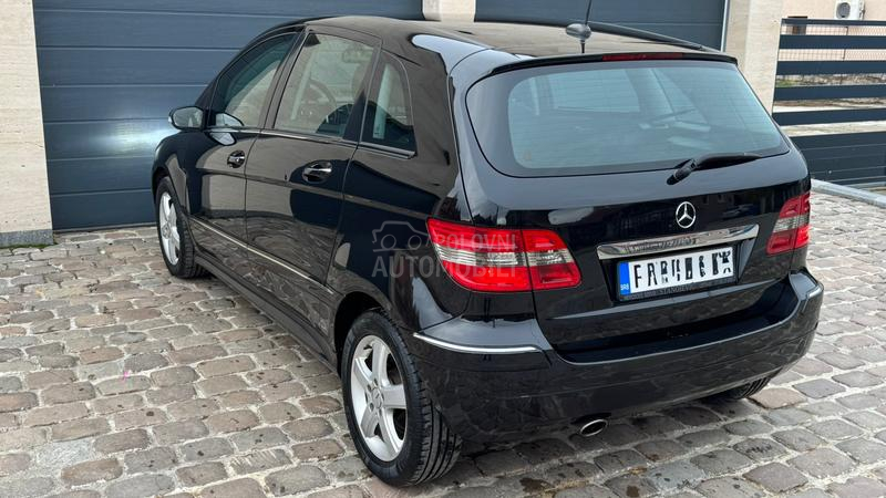 Mercedes Benz B 200 A.U.T.O.M.A.T