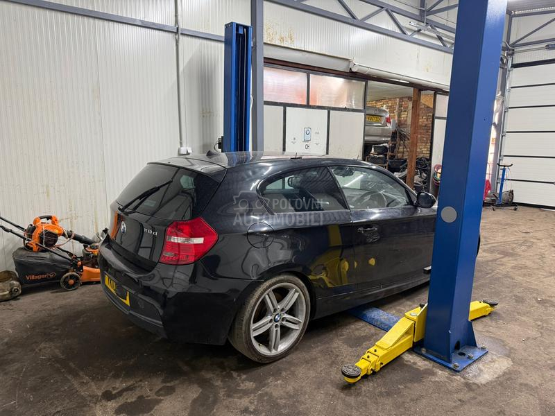 BMW 118 E81 M 2010. god. -  kompletan auto u delovima