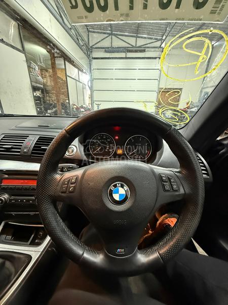 BMW 118 E81 M 2010. god. -  kompletan auto u delovima