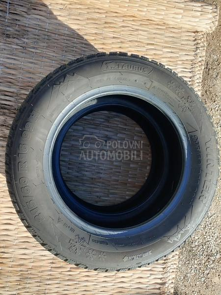 Taurus 215/60 R16 Zimska