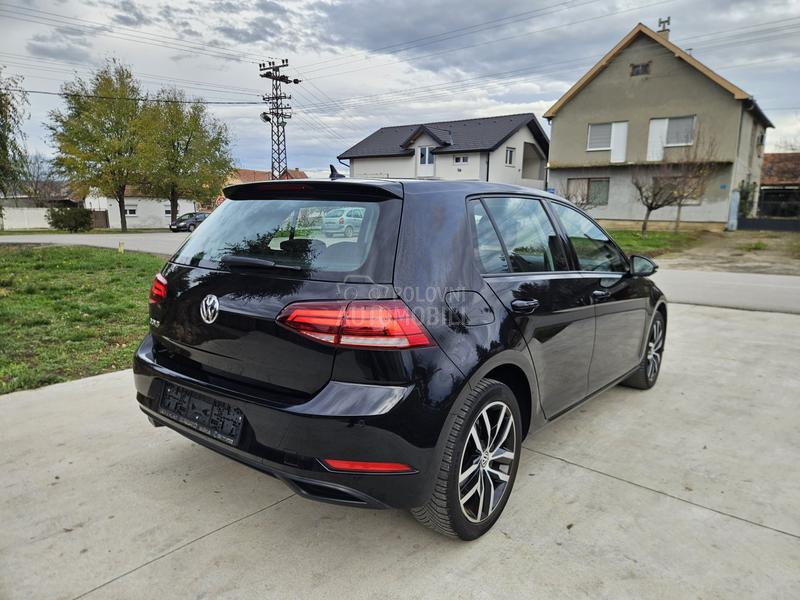 Volkswagen Golf 7 1.0 TSI