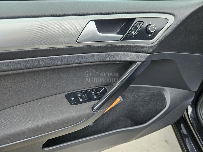 Volkswagen Golf 7 1.0 TSI