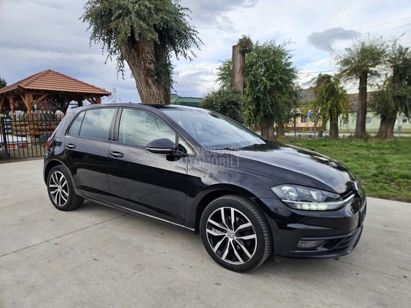 Volkswagen Golf 7 1.0 TSI