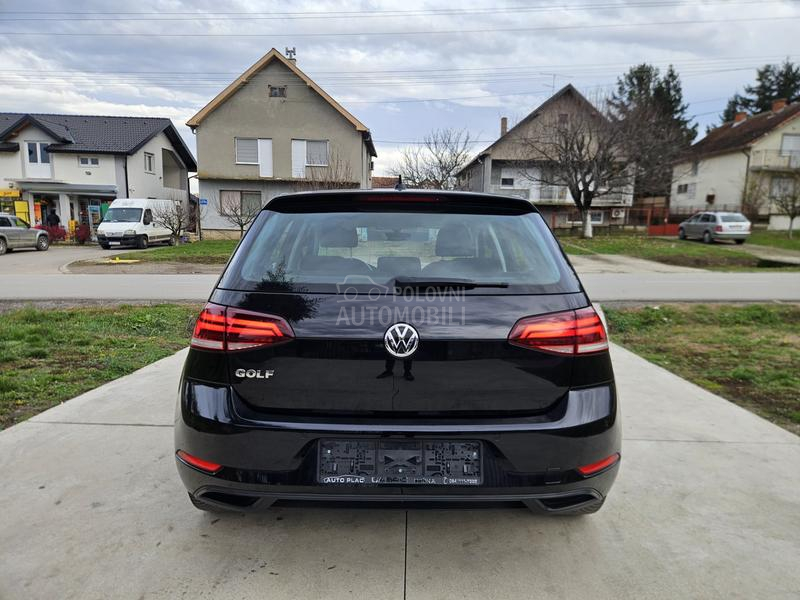 Volkswagen Golf 7 1.0 TSI
