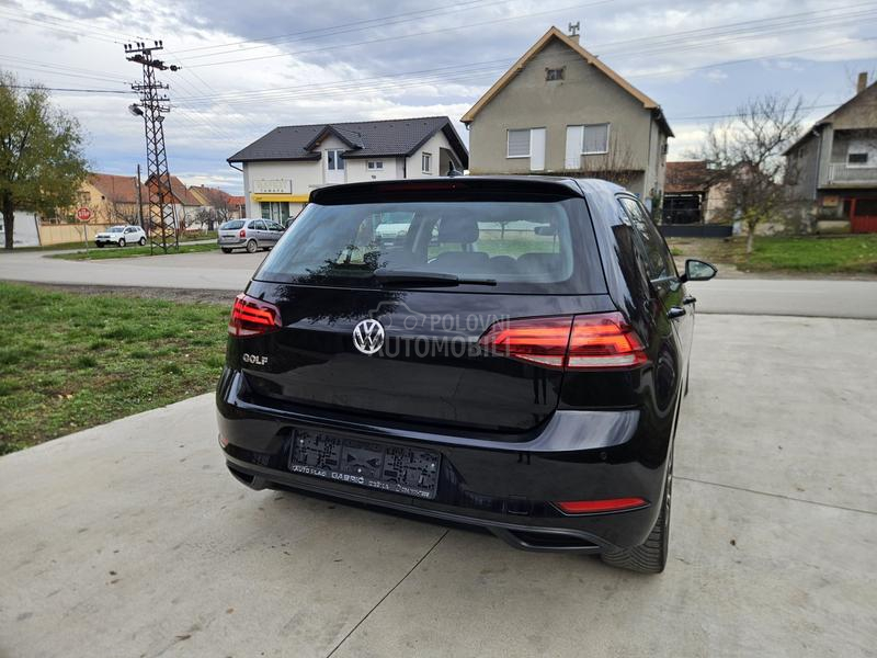 Volkswagen Golf 7 1.0 TSI