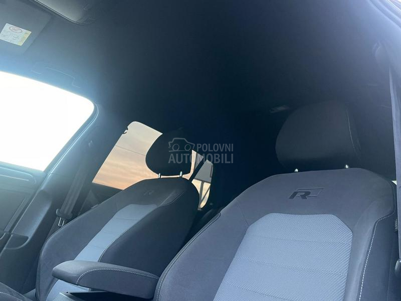 Volkswagen Golf 7 R LINE