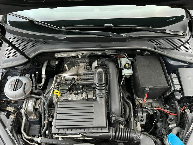 Volkswagen Golf 7 R LINE