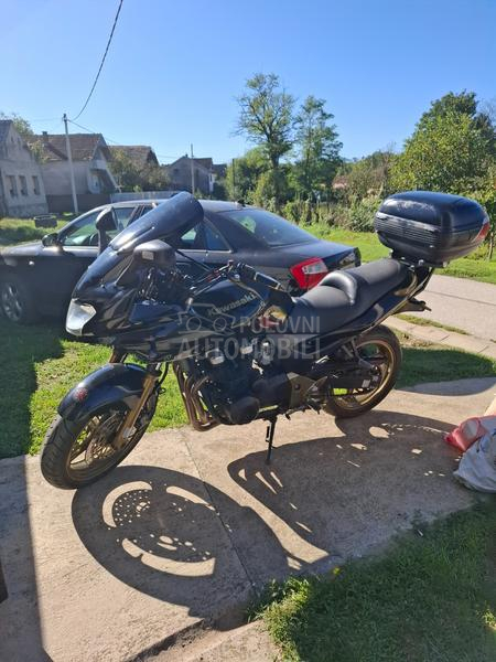 Kawasaki Zr7-s