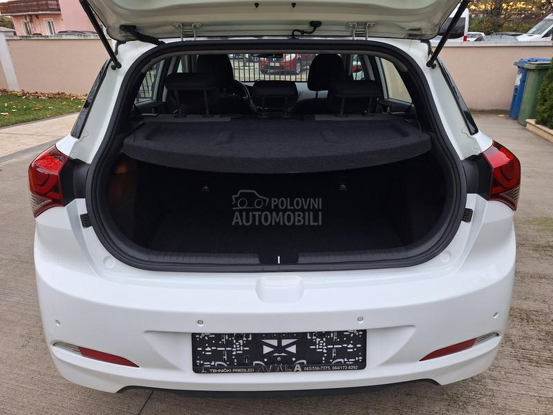 Hyundai i20 1.2 B.e.n.z.i.n