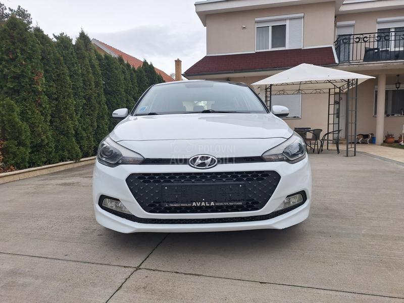 Hyundai i20 1.2 B.e.n.z.i.n
