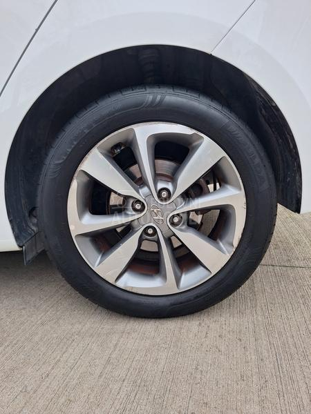 Hyundai i20 1.2 B.e.n.z.i.n