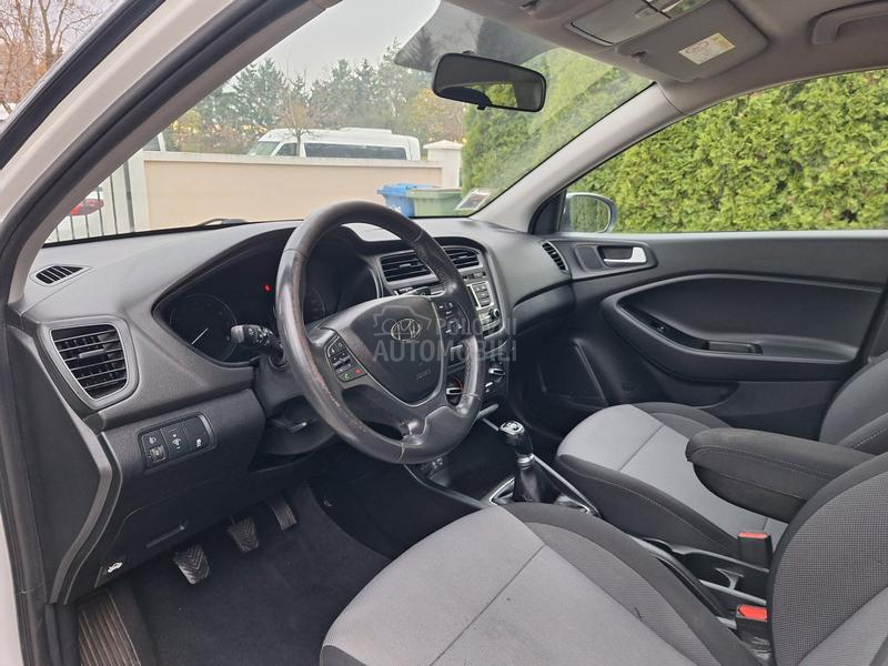 Hyundai i20 1.2 B.e.n.z.i.n