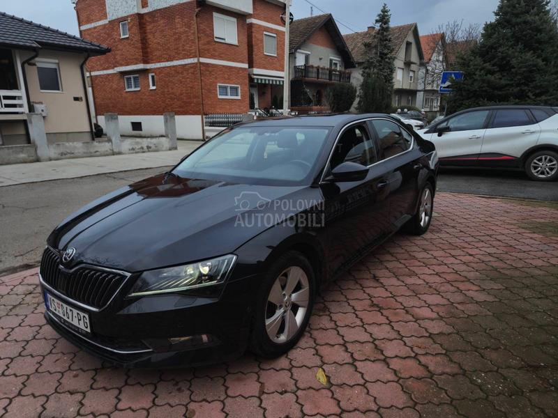 Škoda Superb 2.0 TDI DSG DIODA