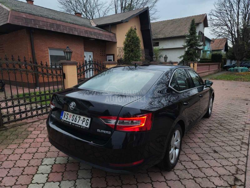 Škoda Superb 2.0 TDI DSG DIODA