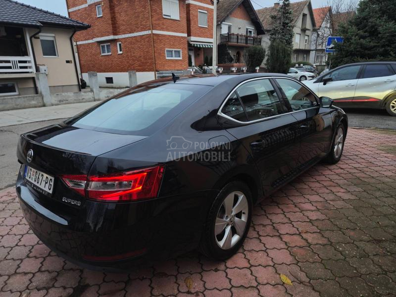 Škoda Superb 2.0 TDI DSG DIODA