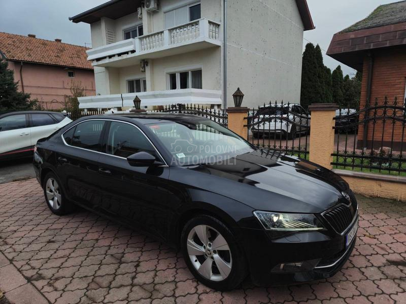 Škoda Superb 2.0 TDI DSG DIODA