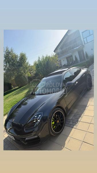 Porsche Panamera 4 E-Hybrid 462