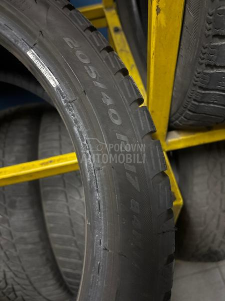 Pirelli 205/40 R17 Zimska