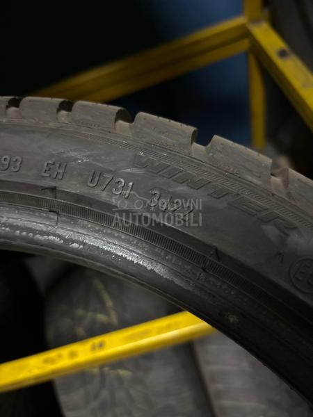 Pirelli 205/40 R17 Zimska