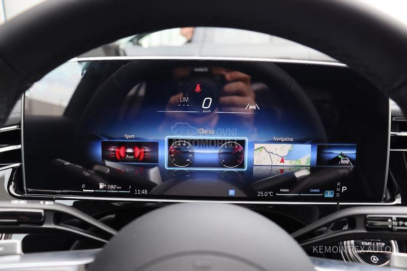 Mercedes Benz E 220 d 4M AMG PANO