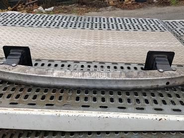 Šina zadnjeg branika mercedes za Mercedes Benz ML Klasa od 2005. do 2011. god.