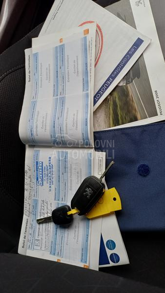 Peugeot 2008 1.6 hdi  nov nov